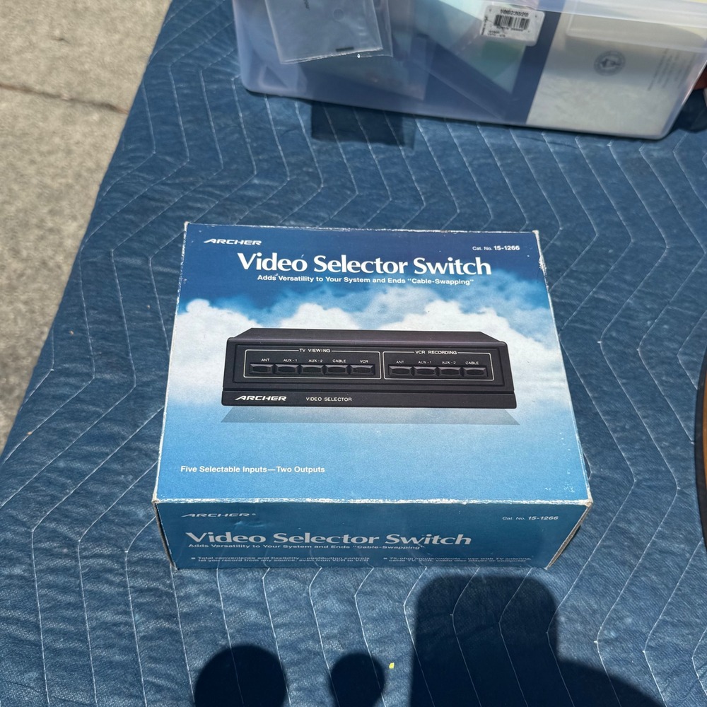 Archer Video Selector Switch‎ 15-1266 Vintage Radio Shack 5-Input 2-Output Boxed